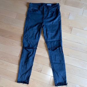 High waisted black jeans